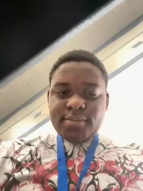 Face reveal!!!!! by stagnantformation