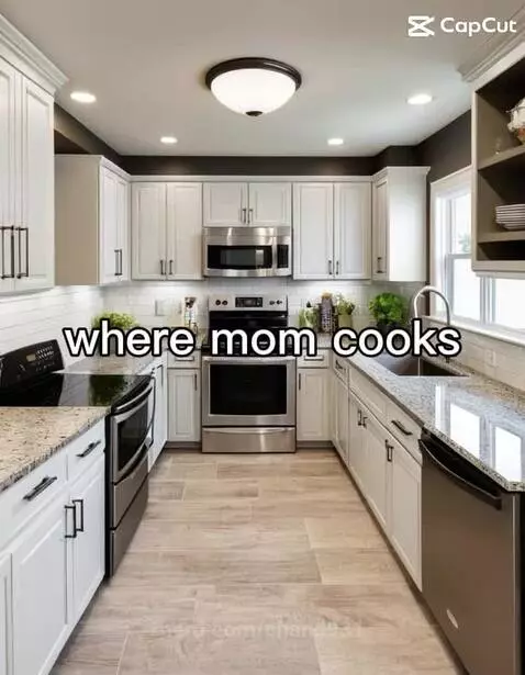 I cook by feeding him by chand931