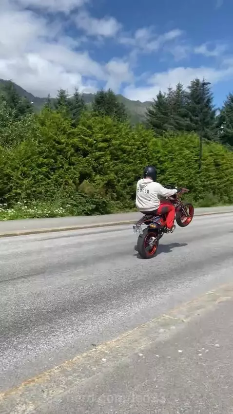 Wheelie in Norway🇳🇴 ørsta by leo23
