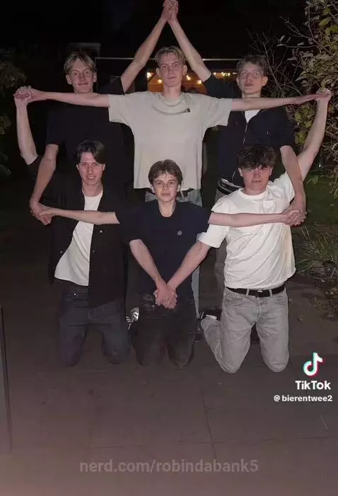 Video by robindabank5