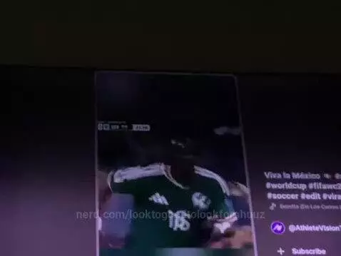 Video by looktogoodtolookforahuuz